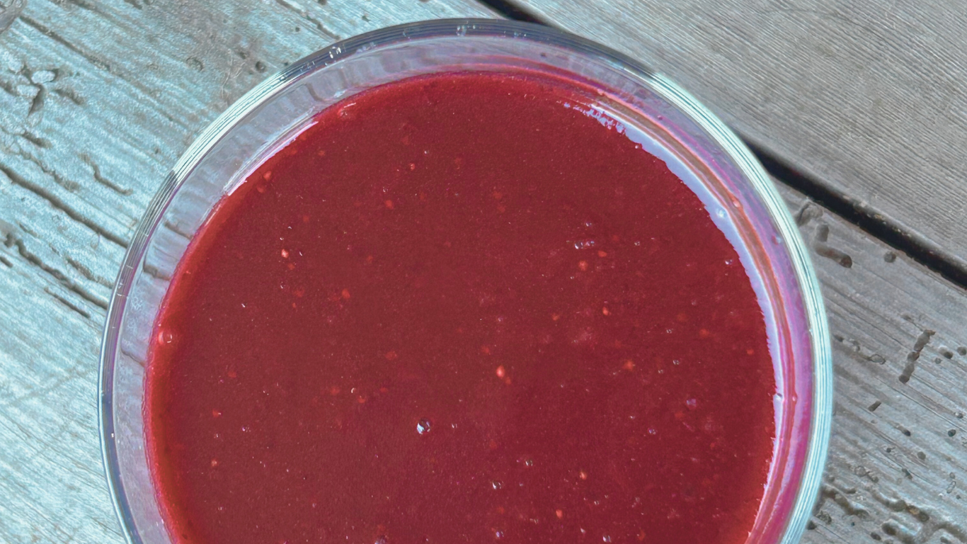 Red berry compote